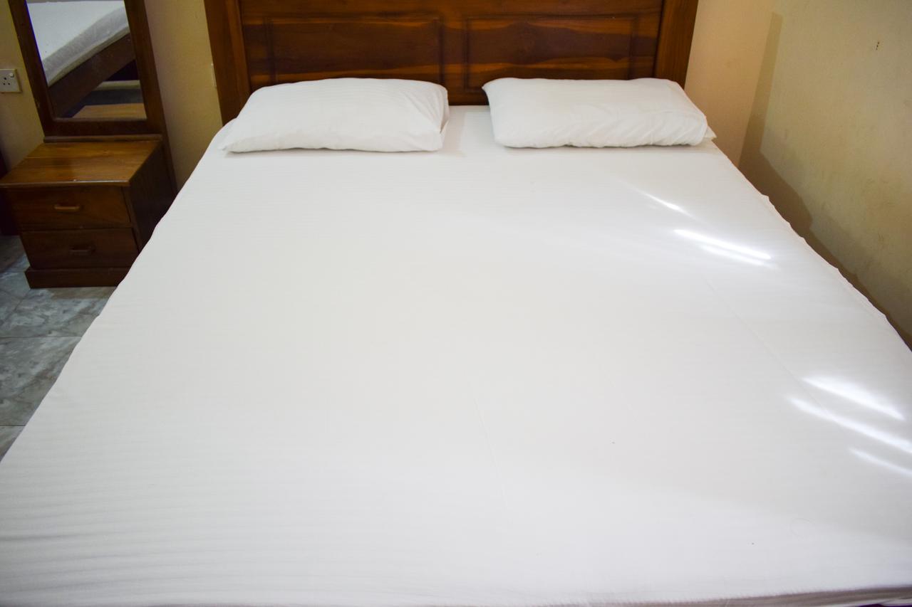 Yoho Adhikarana Mawatha Hotel Colombo Ngoại thất bức ảnh