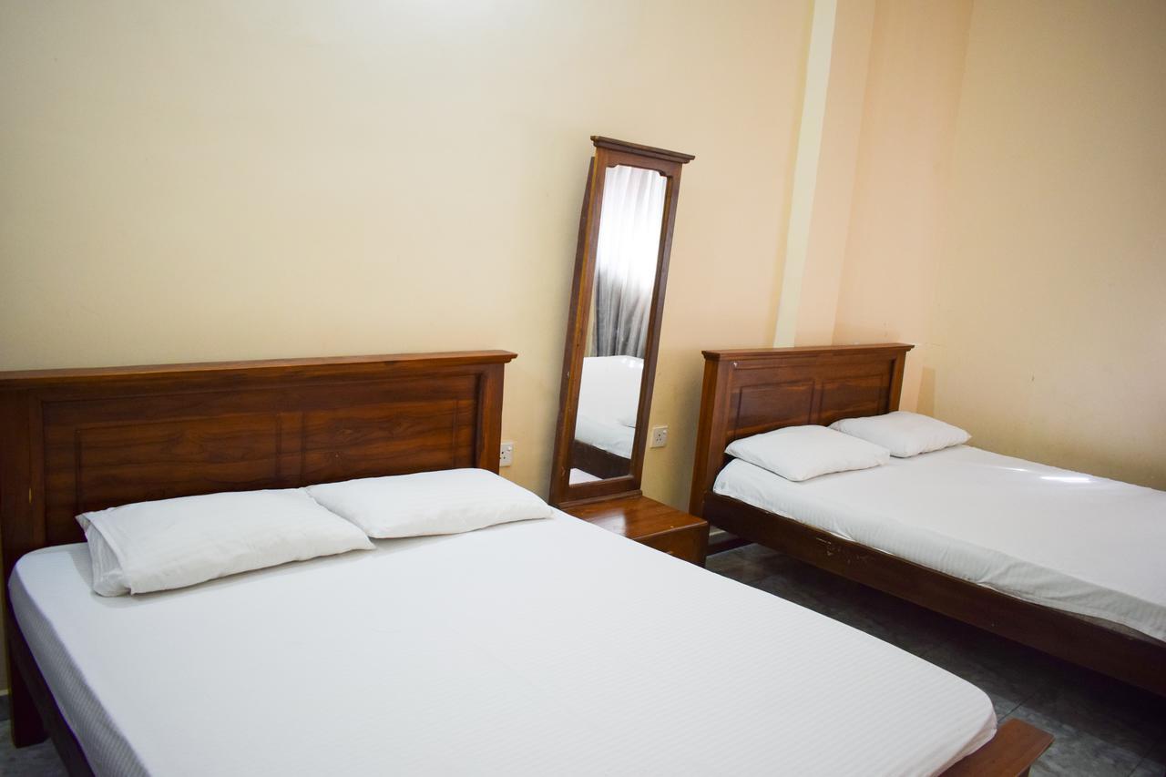 Yoho Adhikarana Mawatha Hotel Colombo Ngoại thất bức ảnh
