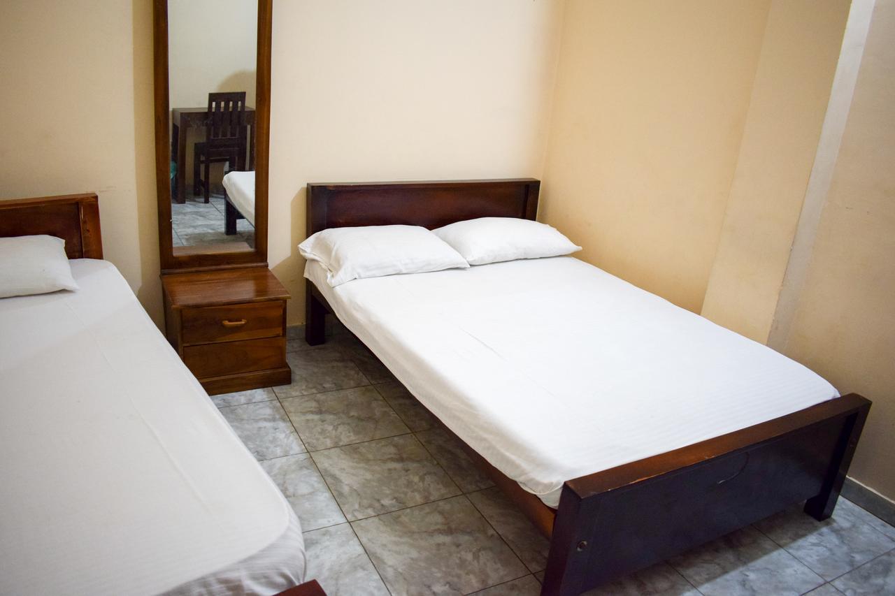 Yoho Adhikarana Mawatha Hotel Colombo Ngoại thất bức ảnh