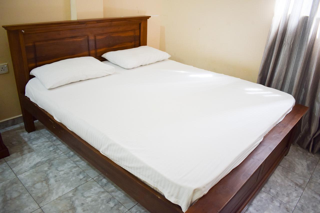 Yoho Adhikarana Mawatha Hotel Colombo Ngoại thất bức ảnh
