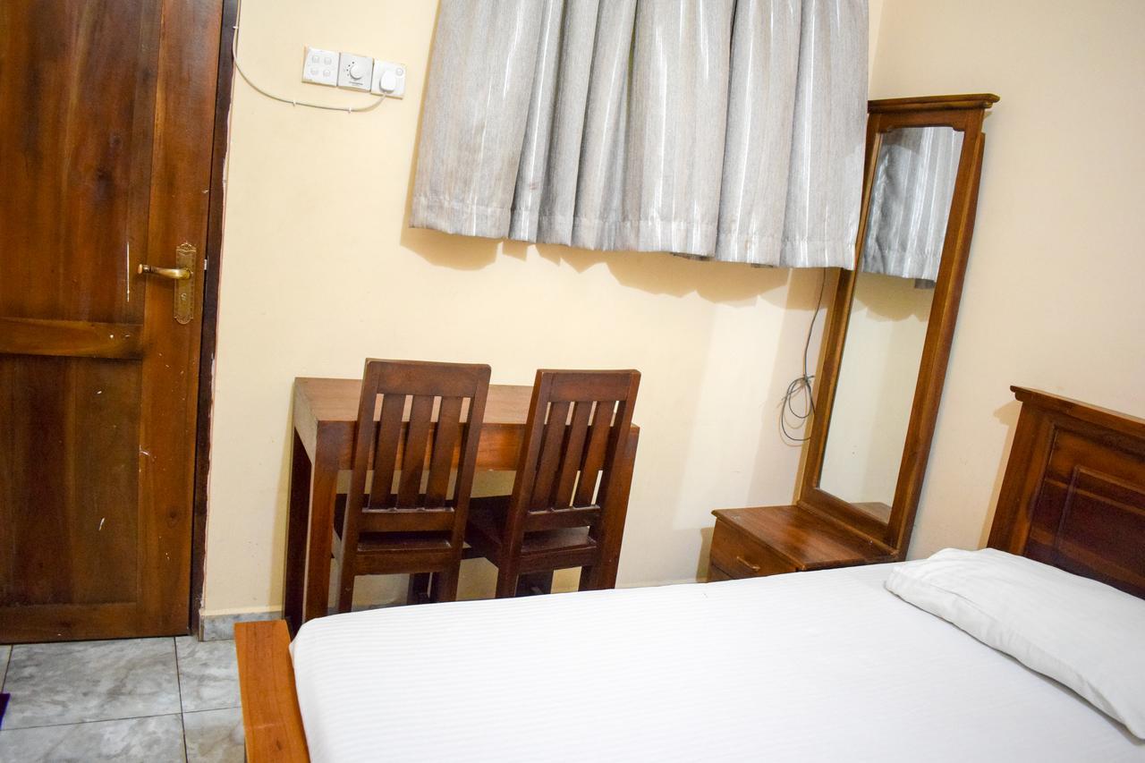 Yoho Adhikarana Mawatha Hotel Colombo Ngoại thất bức ảnh